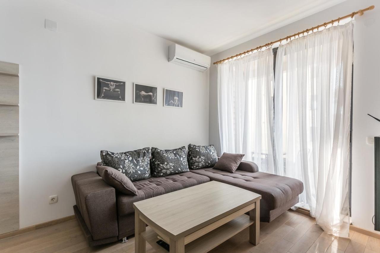 Apartments Beatrice Rafailovici Rafajlovići Exterior foto