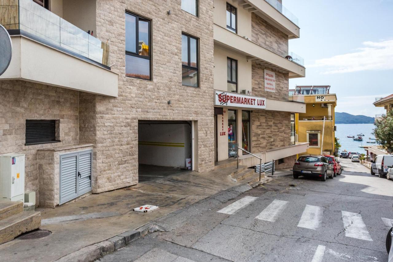Apartments Beatrice Rafailovici Rafajlovići Exterior foto