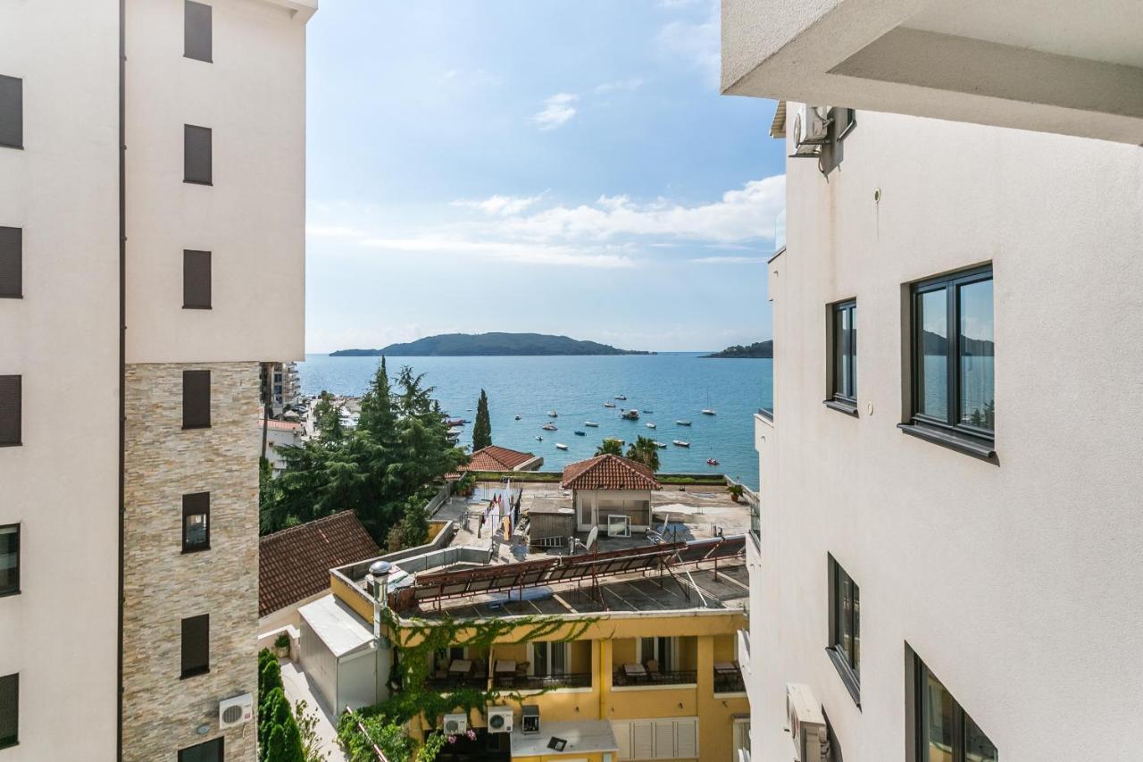 Apartments Beatrice Rafailovici Rafajlovići Exterior foto