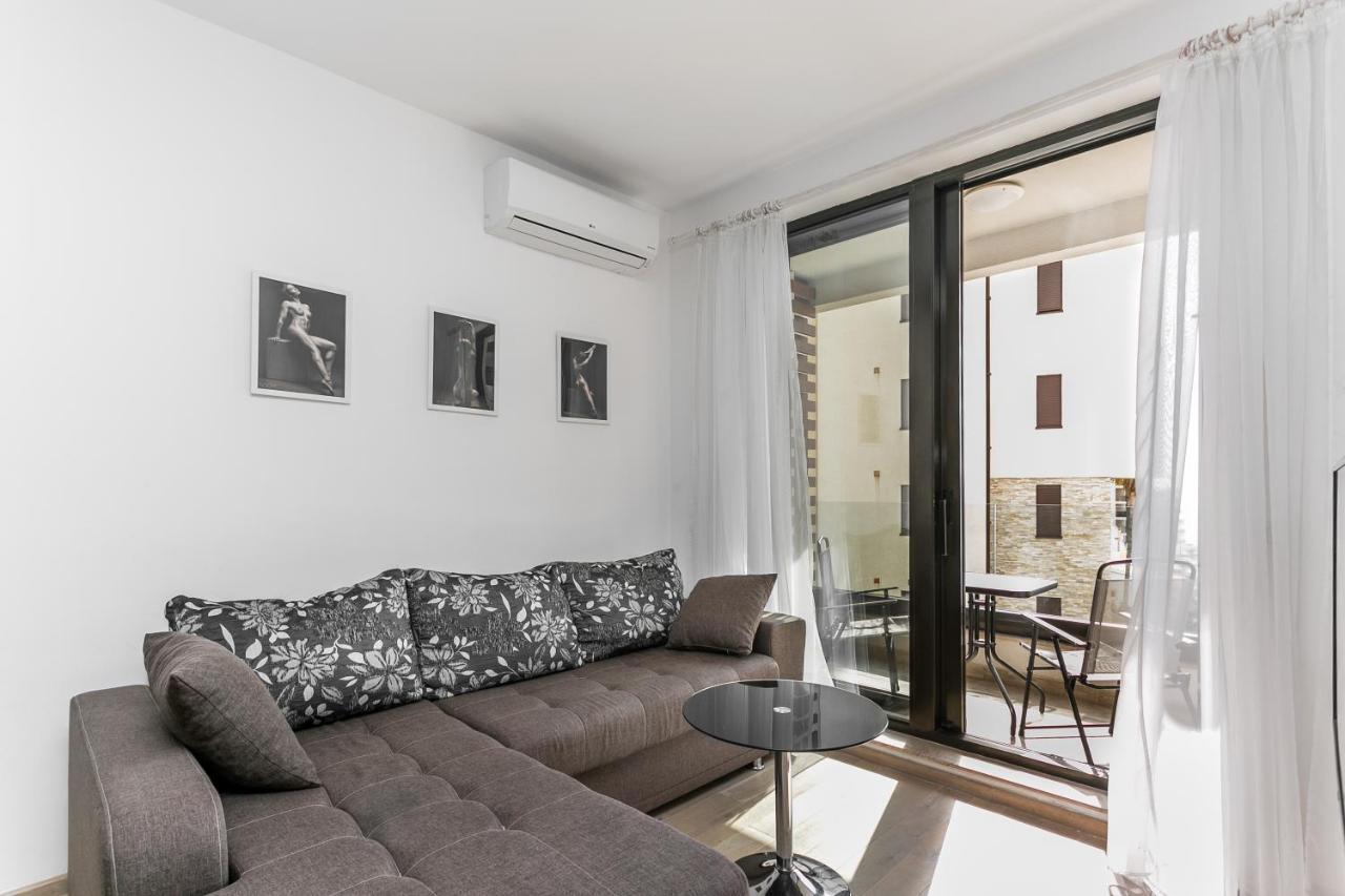 Apartments Beatrice Rafailovici Rafajlovići Exterior foto